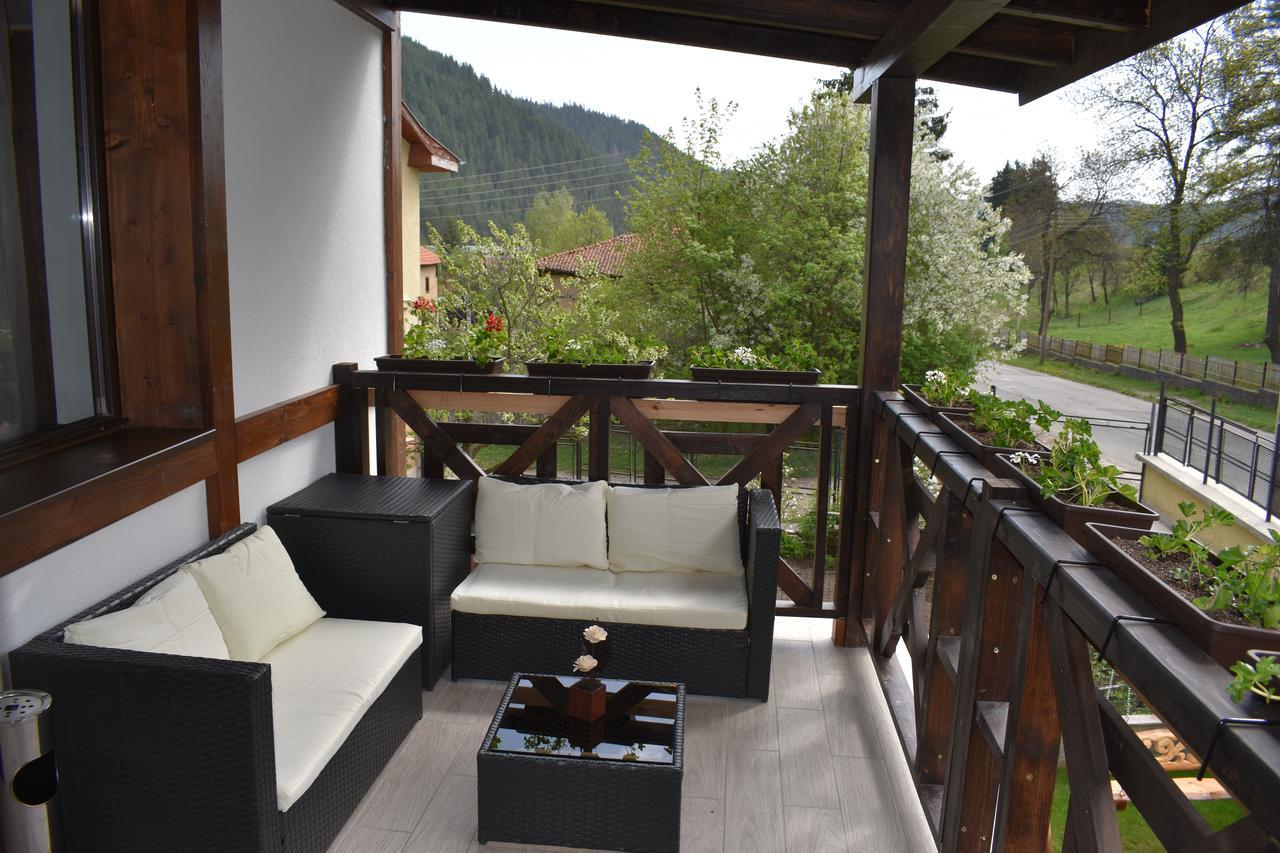 Bavaria House Hotel Govedartsi Bagian luar foto
